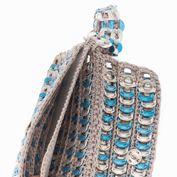 Vintage Handmade Blue and Silver Soda Tab Crochet Wristlet Pouch - Picture 9 of 10